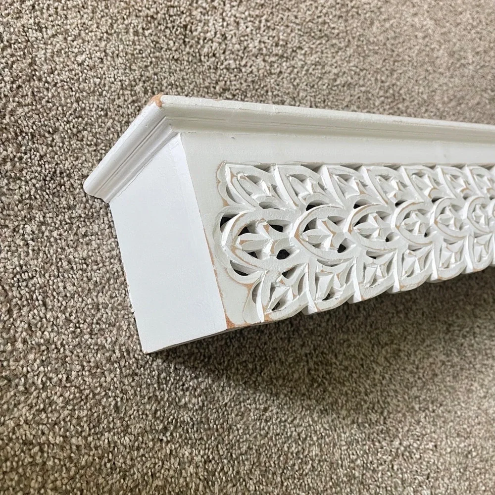 Vtg Wooden Wall Display Shelf flower floral carved Cottagecore Farmhouse Trinket